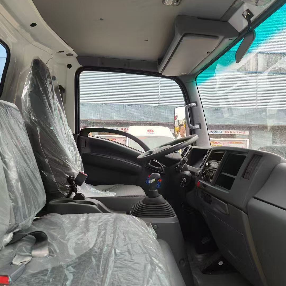 Cross-Border Export Specializes in 15- 45.6m Telescopic Arm Aerial Work Platform Lift Truck for High-Altitude Work