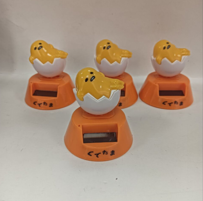 Foreign Trade Hot Selling Solar Car Ornaments, Creative Car Accessories Eggshell Chicken Toys