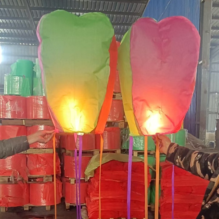 Kongming Lantern Foreign Trade Wholesale Wishing Lantern Thickened Flame Retardant 1.85m Sky Lantern Four Color Floating Tail Lamp Thai Lantern