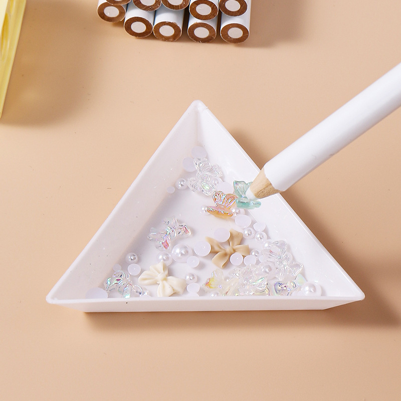 Plastic Drill Tray-point Drill Tray PP Material Tray Drill Tray Dot Drill Tray Rhinestone White Triangle Tray Disc Diameter 6cm
