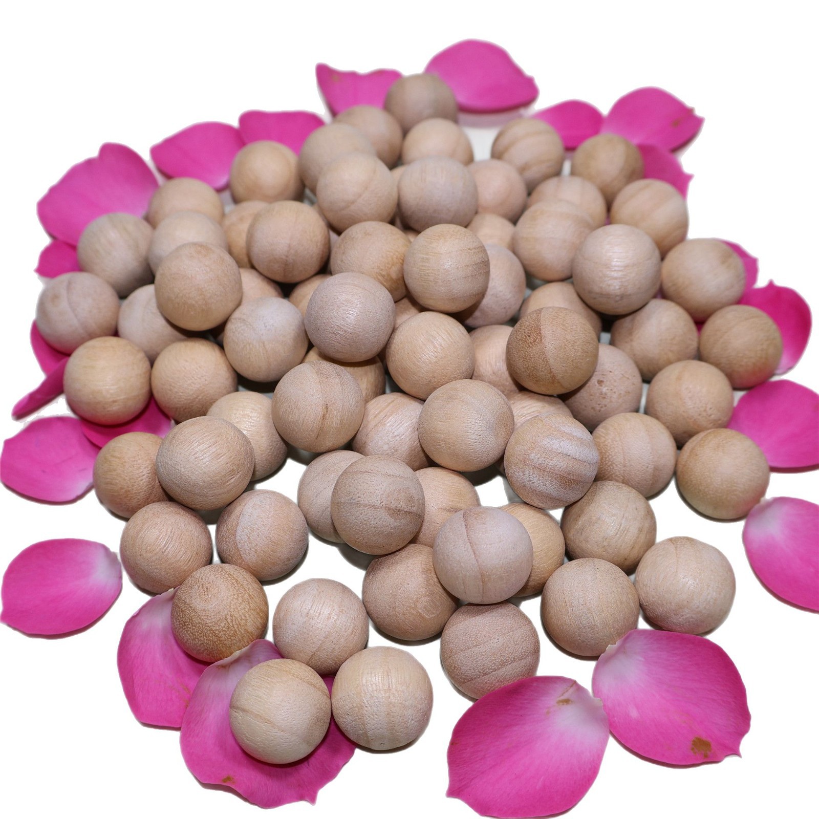 Natural Camphor Wood Balls for Deodorizing, Insect Repellent, Mothproofing, and Moisture-Proofing, Camphor Balls with a Diameter of 1.8cm Cm, Solid Camphor Wood Balls