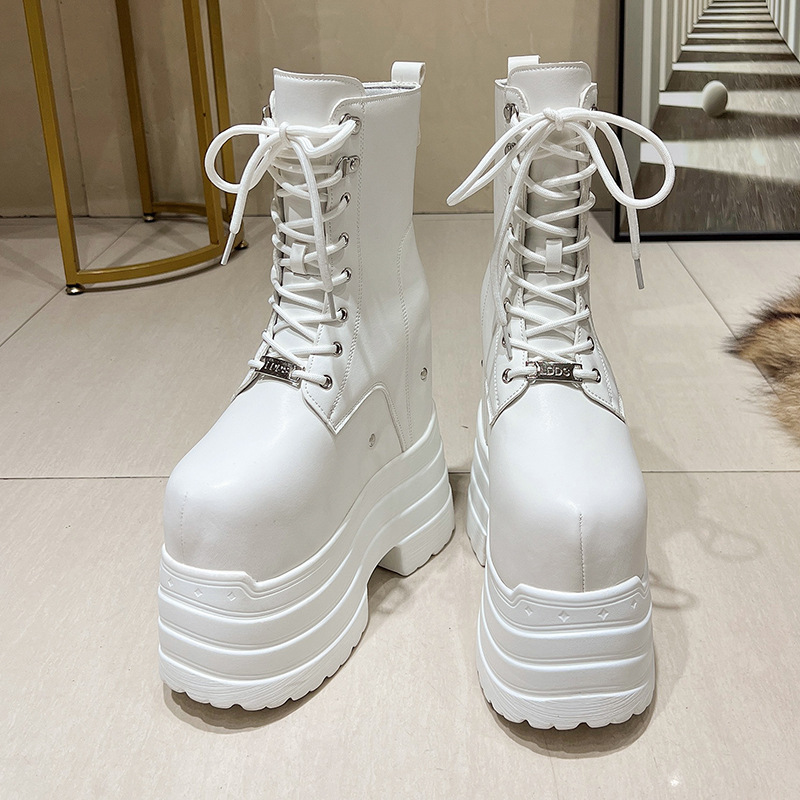 17cm Height-Increasing Shoes with Integrated Thick Sole, Height-Enhancing, Leg-Slimming Shoes for Petite Individuals, British Style Thick Sole, New Short Tube