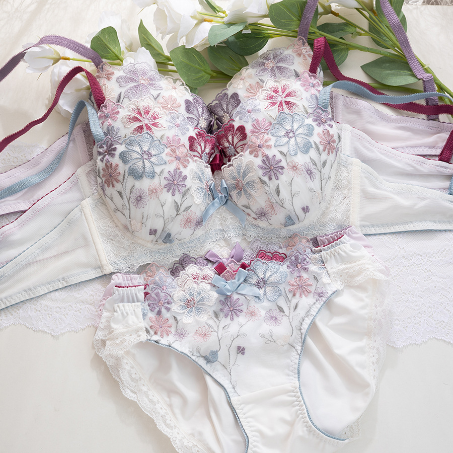 Бра сет японского стиля с вышивкой, пуш-ап, в форме сердца, размер 2 большой