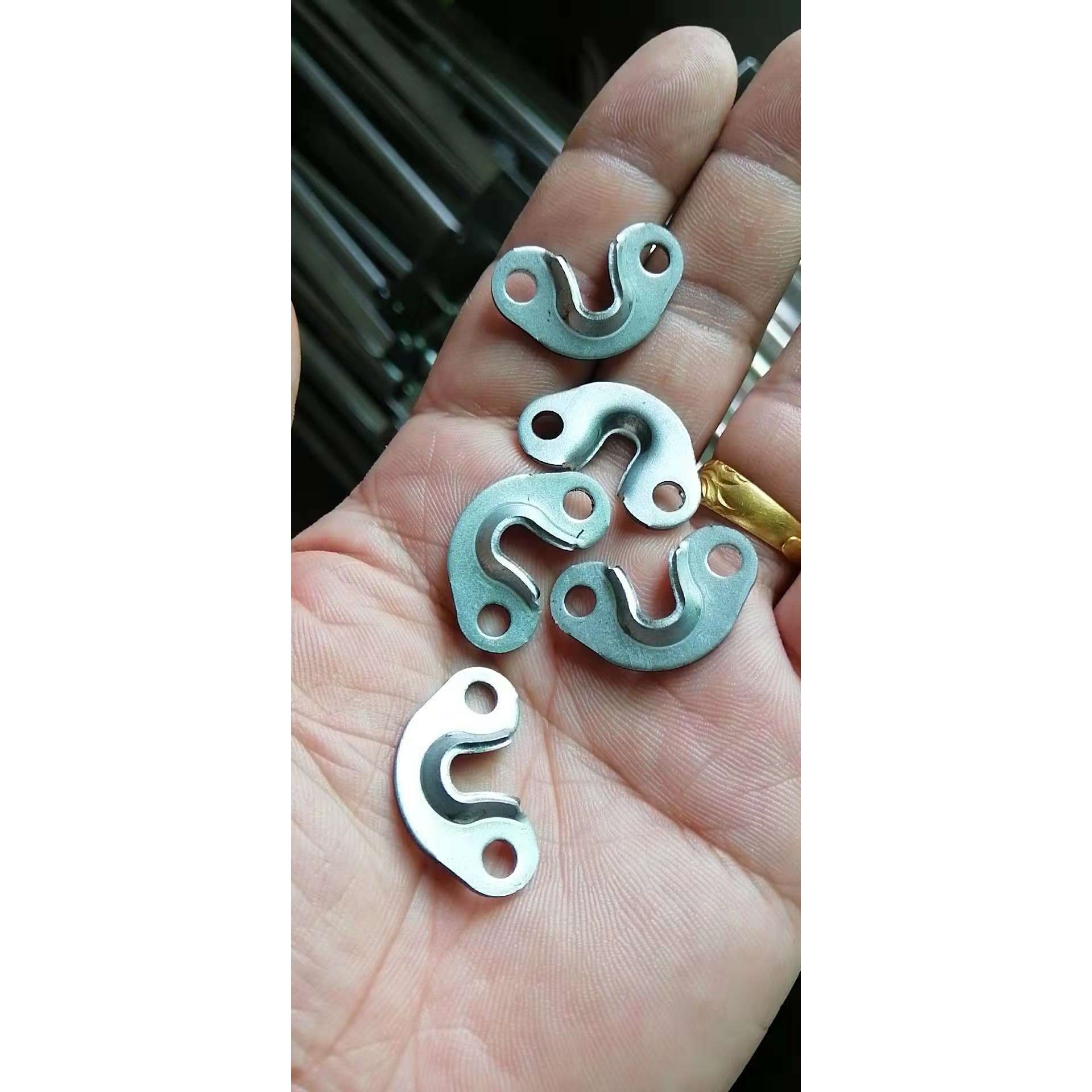 Advertising Letter Installation Hanging Code, Luminous Letter Installation Accessories, Hardware Hanging Advertising Letter Installation Hidden Hanging Price of 500 Pieces