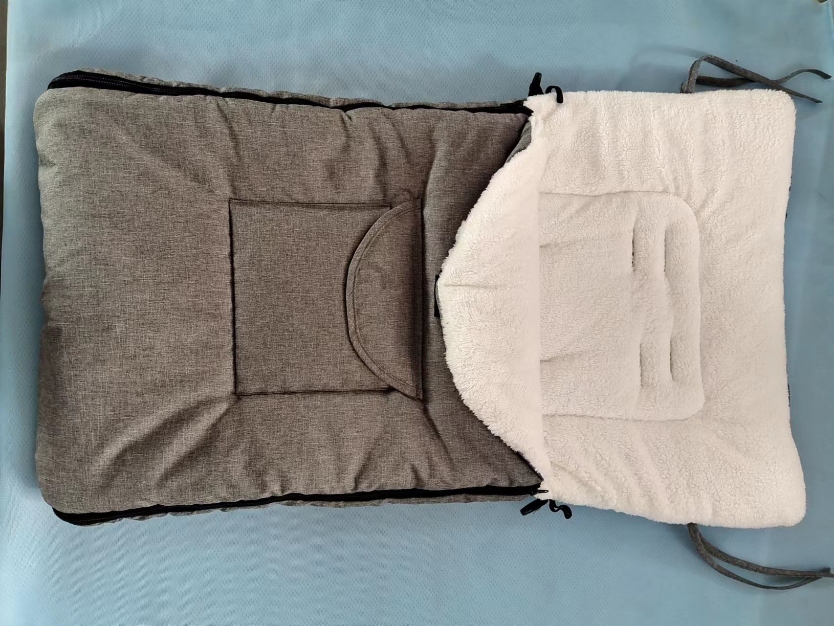 Baby Stroller Sleeping Bag Warm Stroller Foot Cover Thickened Cushion Foot Cover Windproof Cover Winter Outgoing Windproof