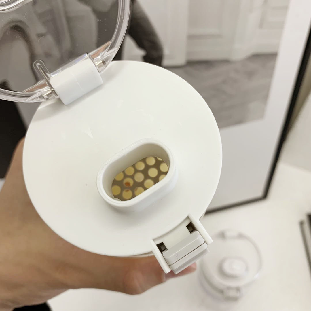 Wuyin Flat for Girls High-value Simple Portable ins Small Internet Celebrity Space Cup Plastic Cup