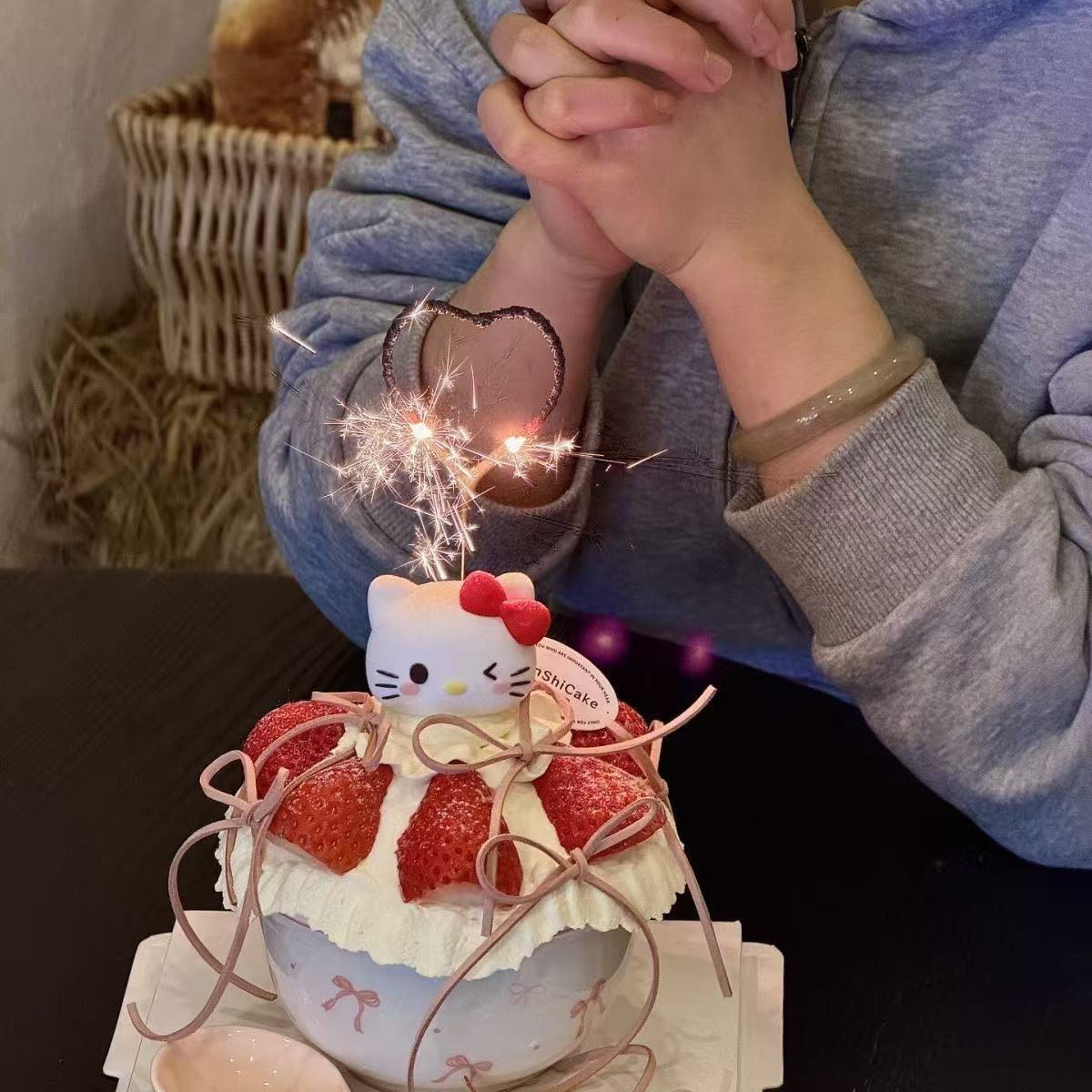 Internet Celebrity Christmas New Year Pink and White Butterfly Underglaze Ceramic Rice Bowl Girly Heart Home Breakfast Bowl Dessert Bowl