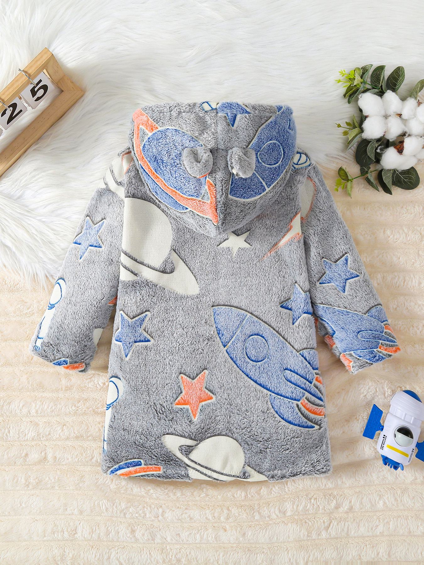 Foreign Trade Cross-Border Wholesale Dropshipping European and American New Style Boys' Plush Hooded Long-Sleeved Jacket Star Astronaut Flower