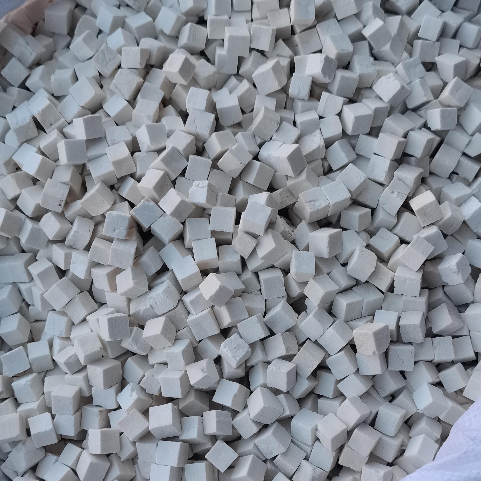 New Arrival Poria Cocos, Selected Poria Cocos Center Cubes, Anhui Traditional Chinese Medicine, White Poria Cocos Cubes, Poria Cocos Cubes, Bulk Wholesale