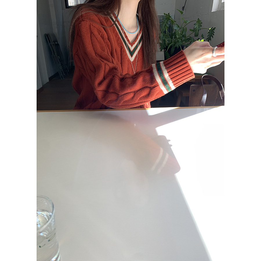 Helloooeat Wool Retro V Neck Preppy Style Contrast Sweater Autumn and Winter Loose Pullover Long-Sleeved Top