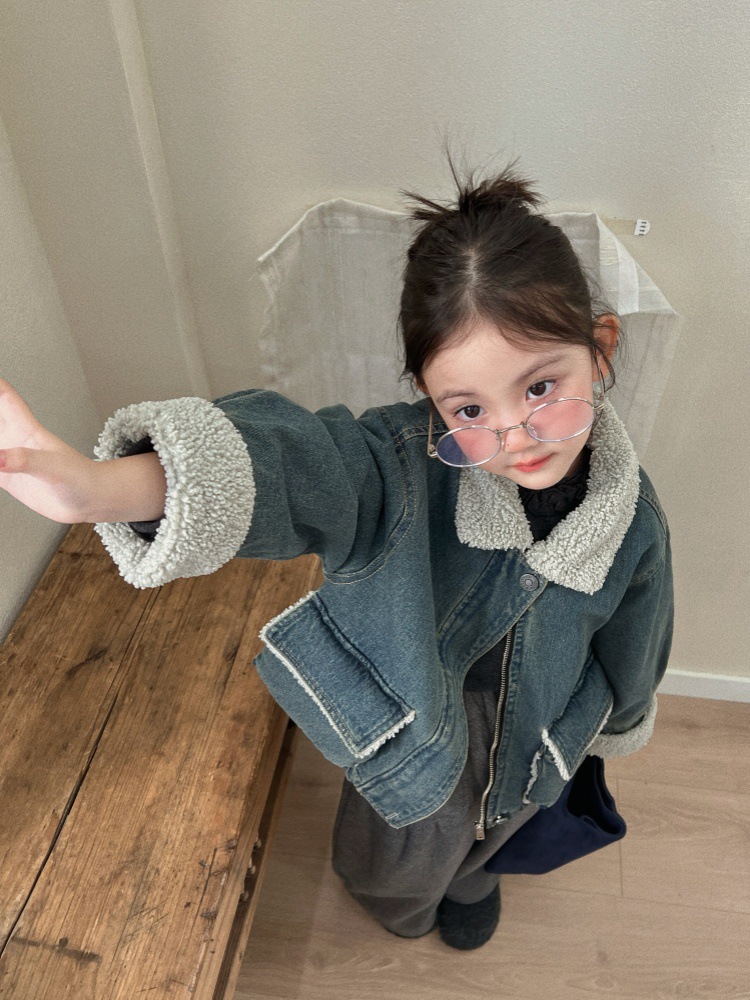 End-Of-Season Clearance, No Returns or Exchanges~