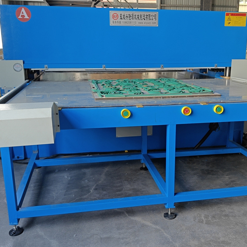 Turnover Box Hollow Board Cutting Machine Manufacturer Pp Plastic Partition Cutting Machine Fully Automatic Dual-Station Feeding and Cutting Machine