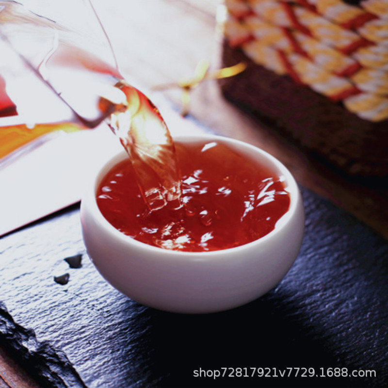 Guangxi Black Tea Wuzhou Liubao Tea Golden Flower Eight Years Old Premium Tea Manufacturer Wholesale Gift Liubao Tea Mellow Fragrance