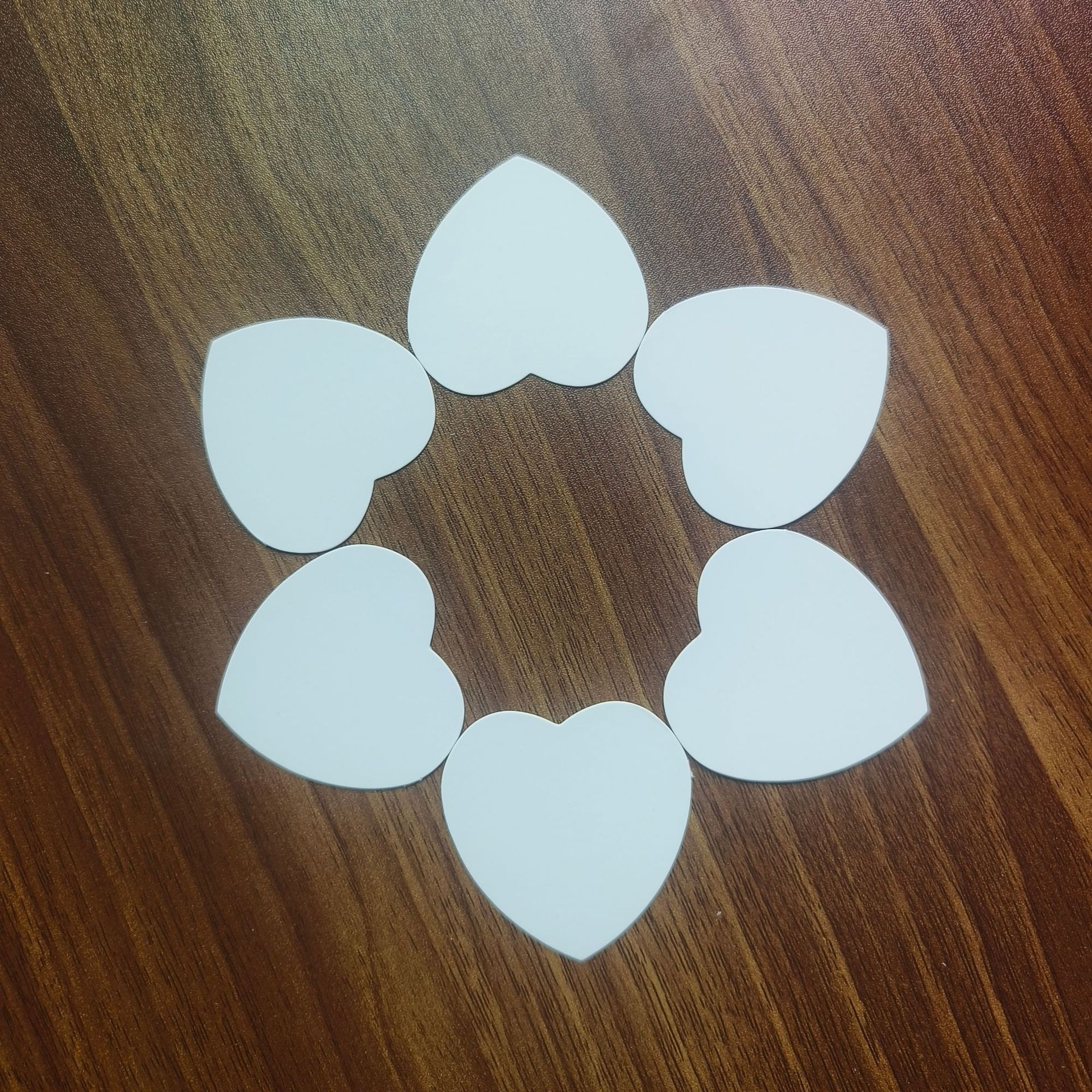 Heart-Shaped Paper Card, Irregular-Shaped Paper Card, Polygonal Paper Card, Printed Paper Card, White Paper Card in Stock