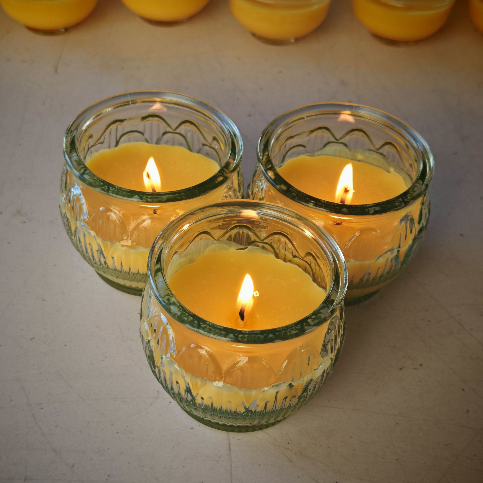 Windproof half cup flat lotus butter lamp 12 hours worship home ritual candle holder oil lamp lamp