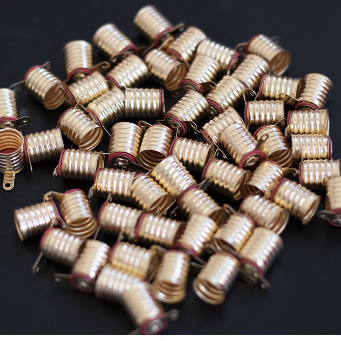 Коротконожка E10, желтая, медная, маленькая лампочка, держатель для электрических экспериментов, маленькая лампочка, держатель для электрического шара