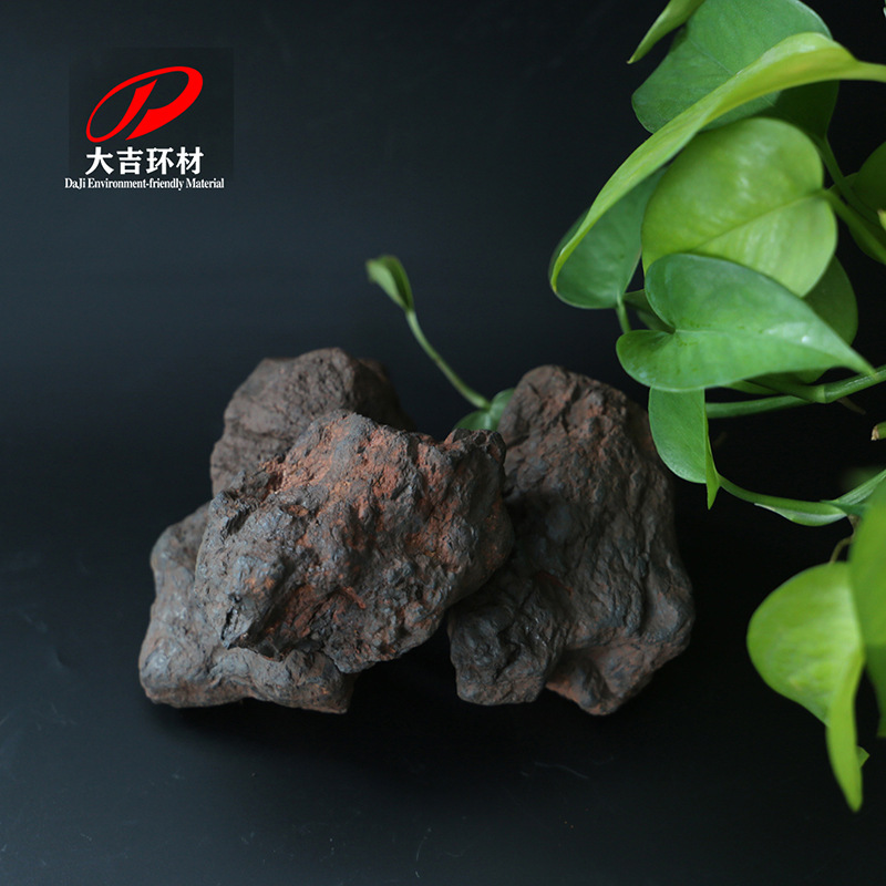 Вспомогательные материалы для очистки доменных и ротационных печей, марганцевый концентрат 18-4% для доменной печи сталелитейного завода, размер частиц 1-10 см