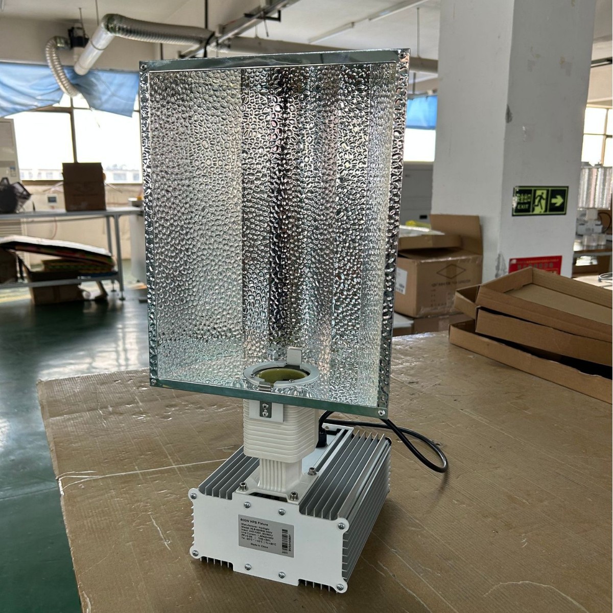 Factory Direct Sales Single-Ended Cmh315W Pgz18 Ceramic Metal Halide Lamp Agricultural Plant Lighting Lamps Supporting Light Source