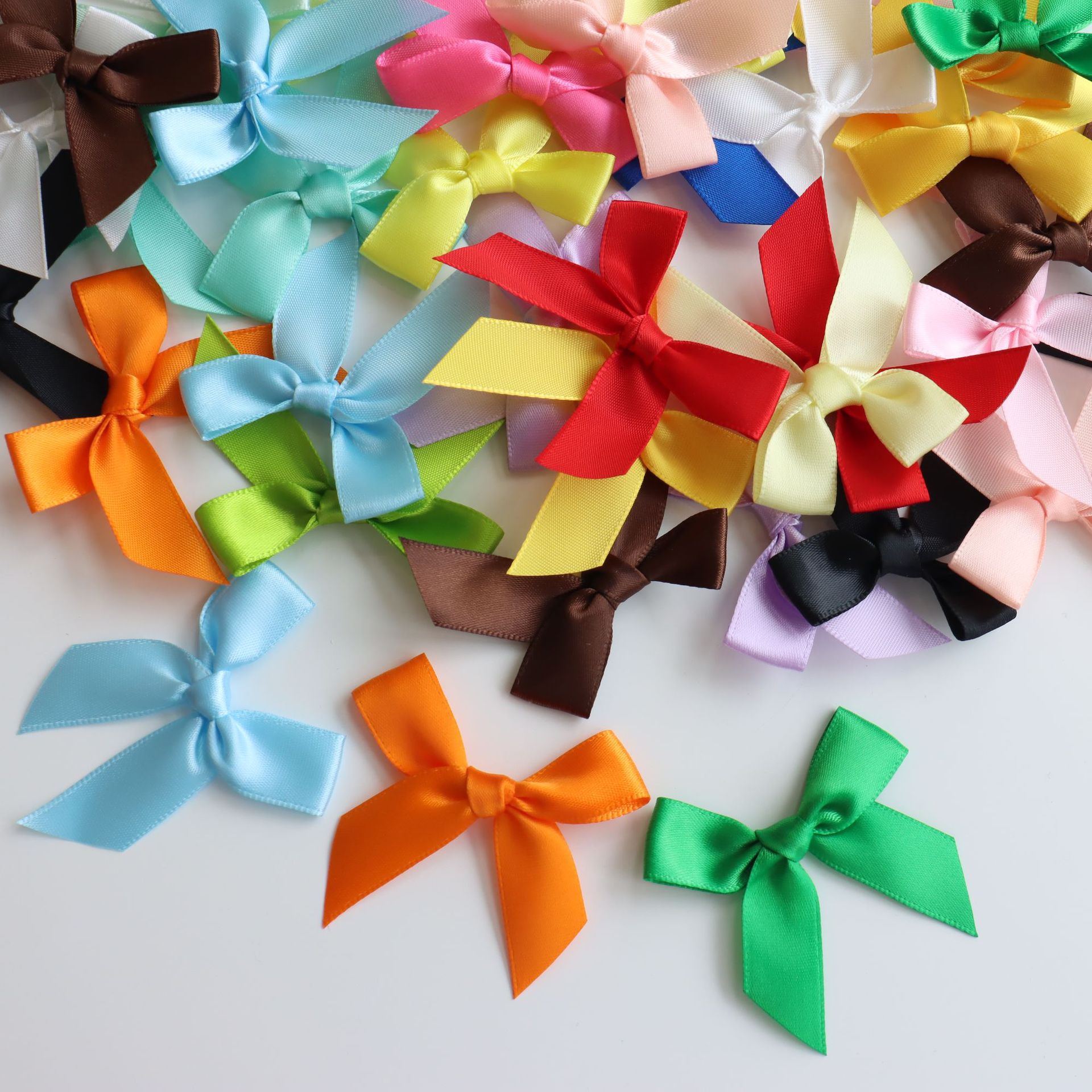 in stock 1.5CM Wide Ribbon Hand Tie Bow Heaven and Earth Cover Gift Box Decorative Bow Socks Bow