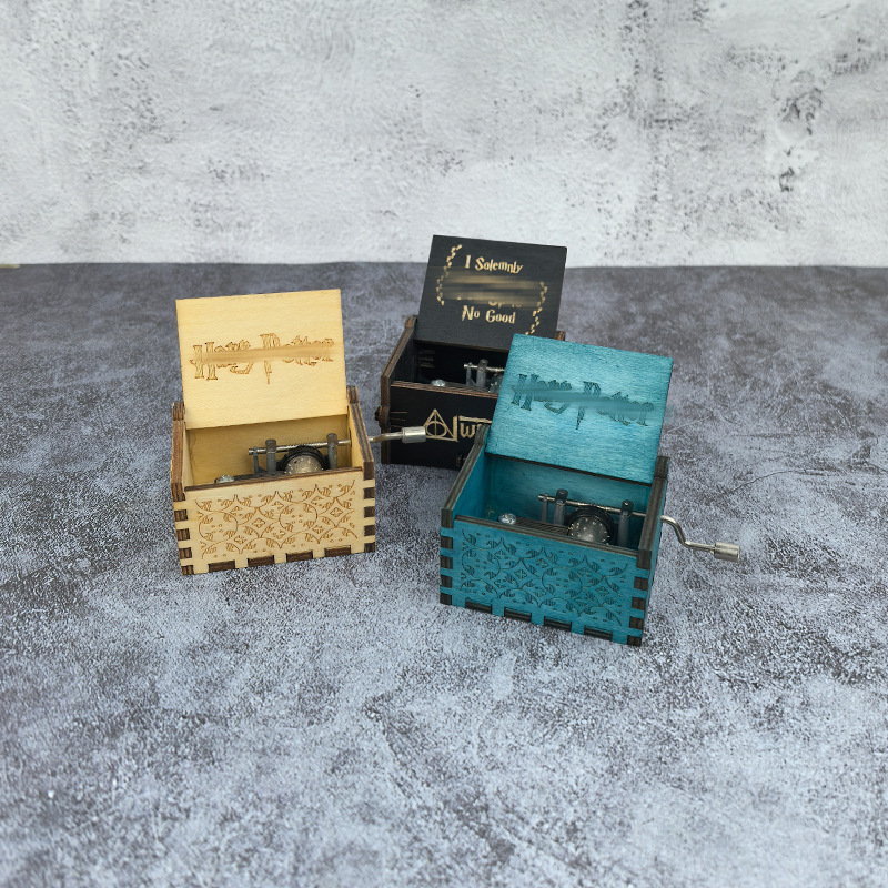 Source Factory Cross-border Supply Retro Carved Wooden Hand Music Box HP Magic Music Box