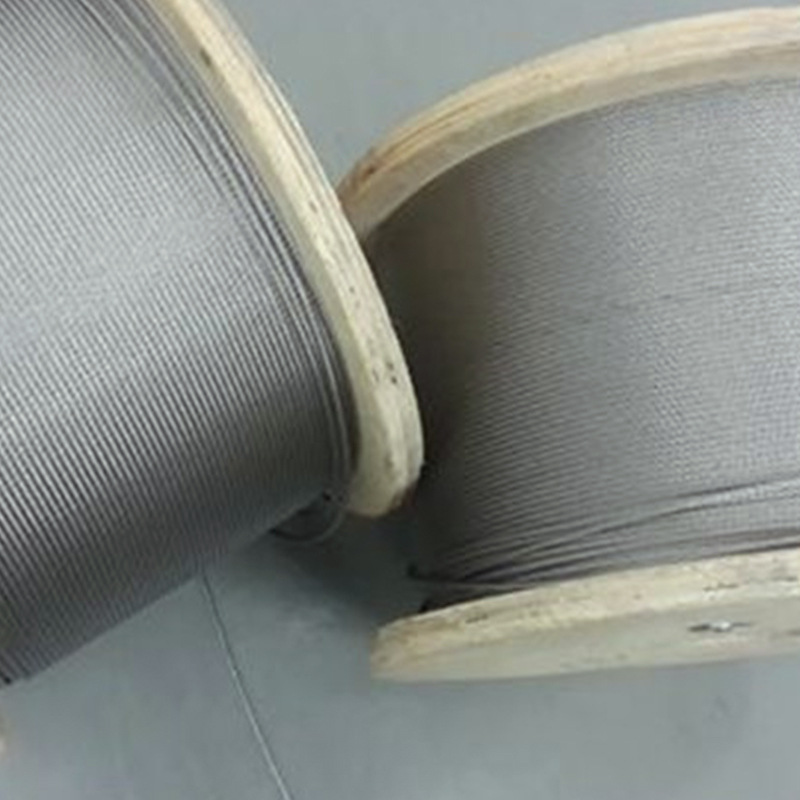 Galvanized 7*7 7*19 galvanized wire rope lifting outdoor lifting hoisting wire rope