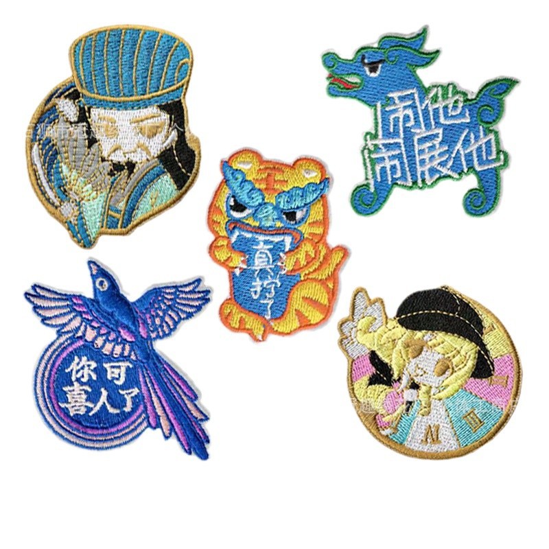 Customized Anime Embroidery Patches, Custom-Made Kirin Velcro Morale Badges, Custom Cartoon Towel Bangs Patches