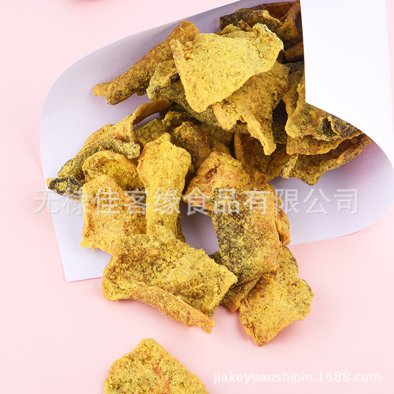 Egg yolk fish skin crispy cod skin crispy snacks instant snacks casual seafood manufacturers supply one-piece delivery