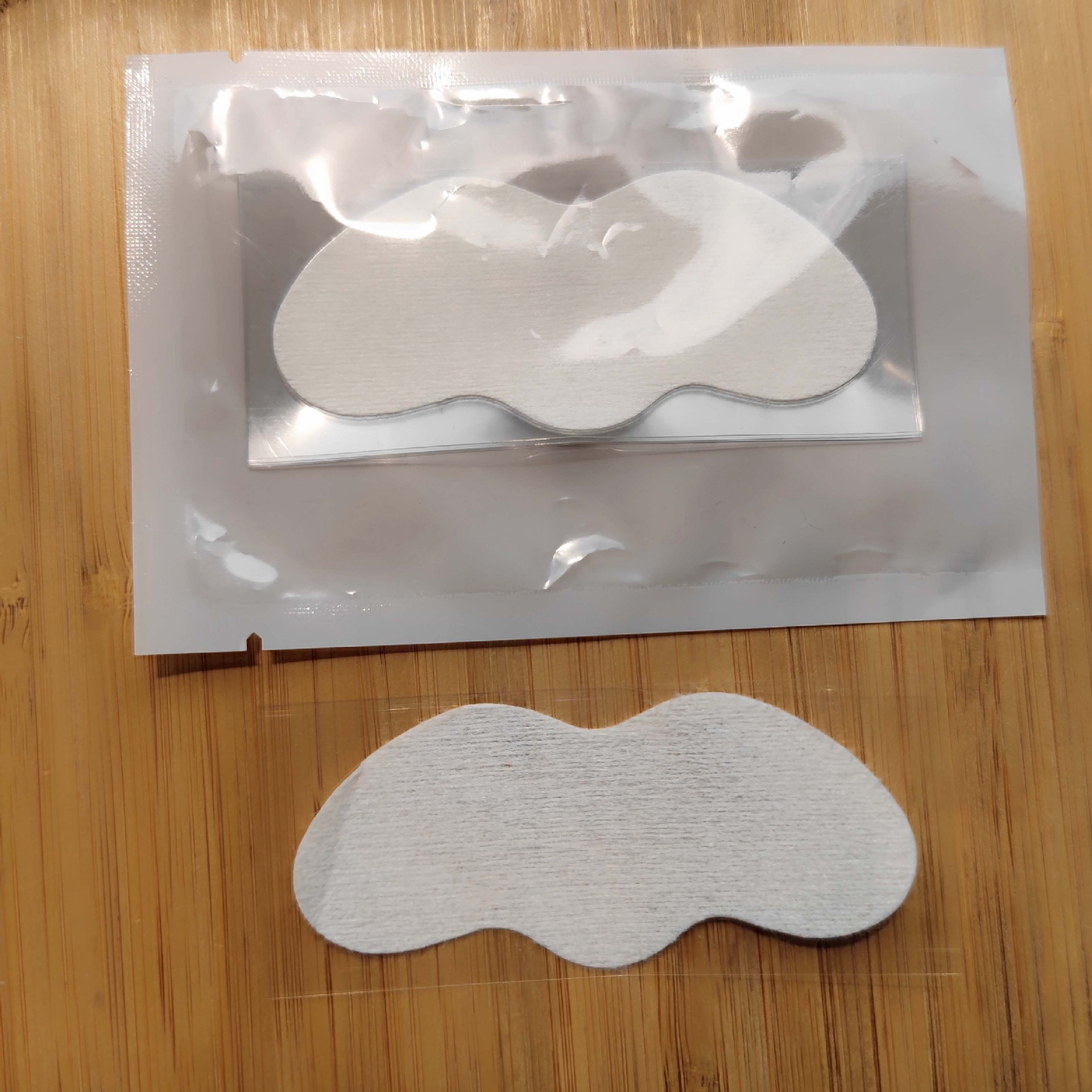 Blackhead acne removal mud mask nose patch to shrink pores suction tear tear tear mask deep cleansing artifact for men and women