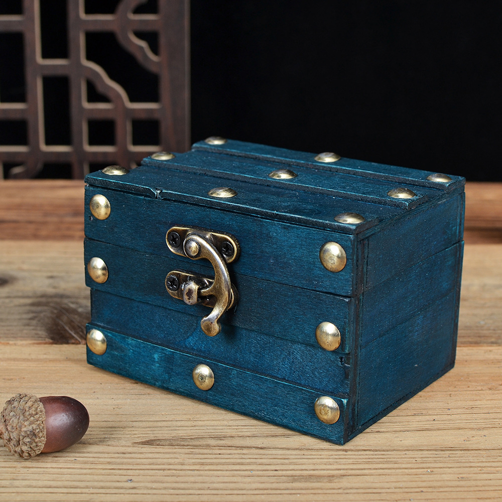 Antique-Style Box, Imitation Mahogany Vintage Wooden Box, Old-Fashioned Box, Jewelry Box, Ancient Style Photography Prop with Lock, Pirate Treasure Chest Prop