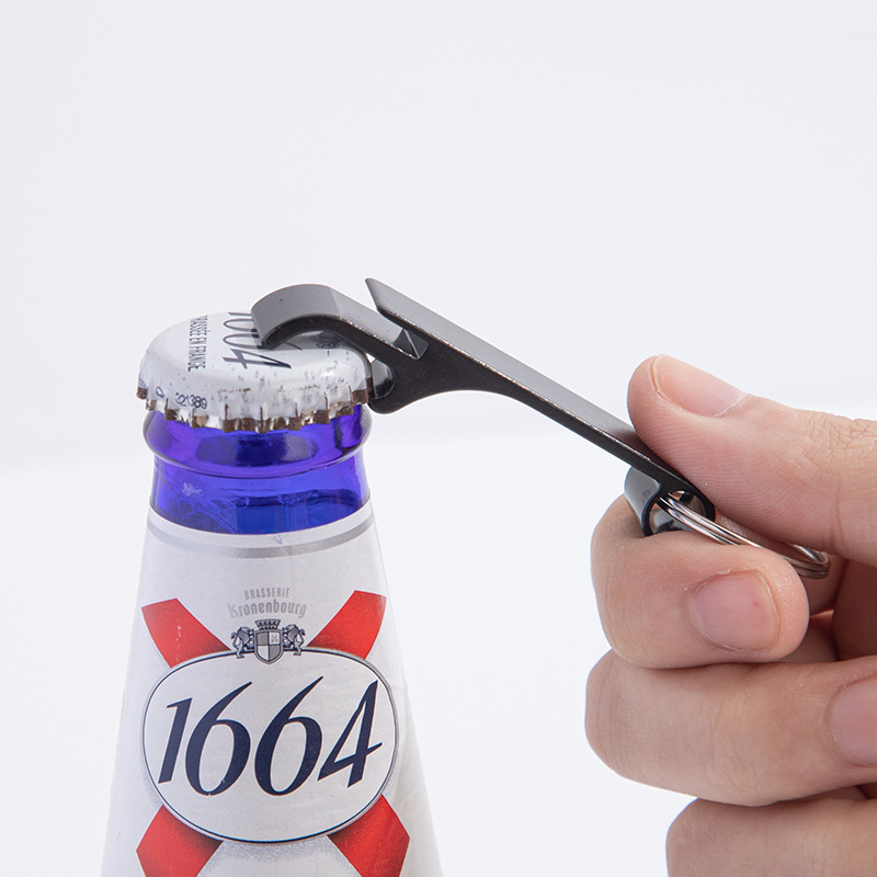 Creative Beer Bottle Opener Keychain Bottle Opener Printed logo Practical Multi-functional Event Advertising Small Gift Engraving