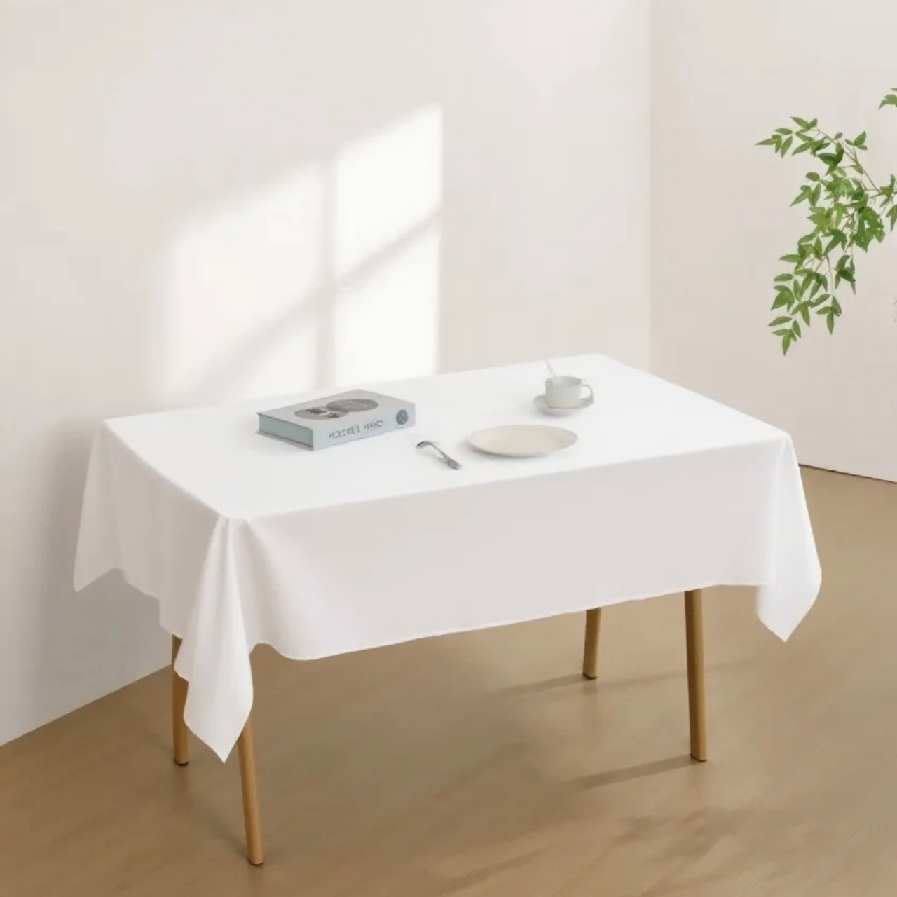 Factory Direct Sales Disposable Solid Color Plaid Polka Dot Tablecloth Rectangular Round Tablecloth Amazon Hot Cross-Border Supply