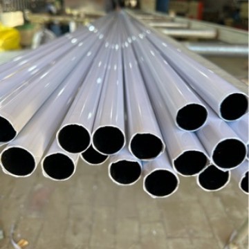 Прямой заводской производитель железного покрытого пластика большого сливового римского карниза для штор