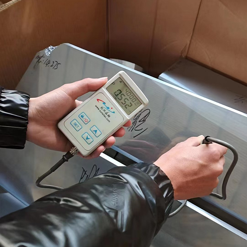 Silicon Wafer Si Single Crystal Silicon Block Manufacturer Supplies High Purity Metallic Silicon Wafer Crystal Scientific Research Experiment Silicon Wafer Wholesale