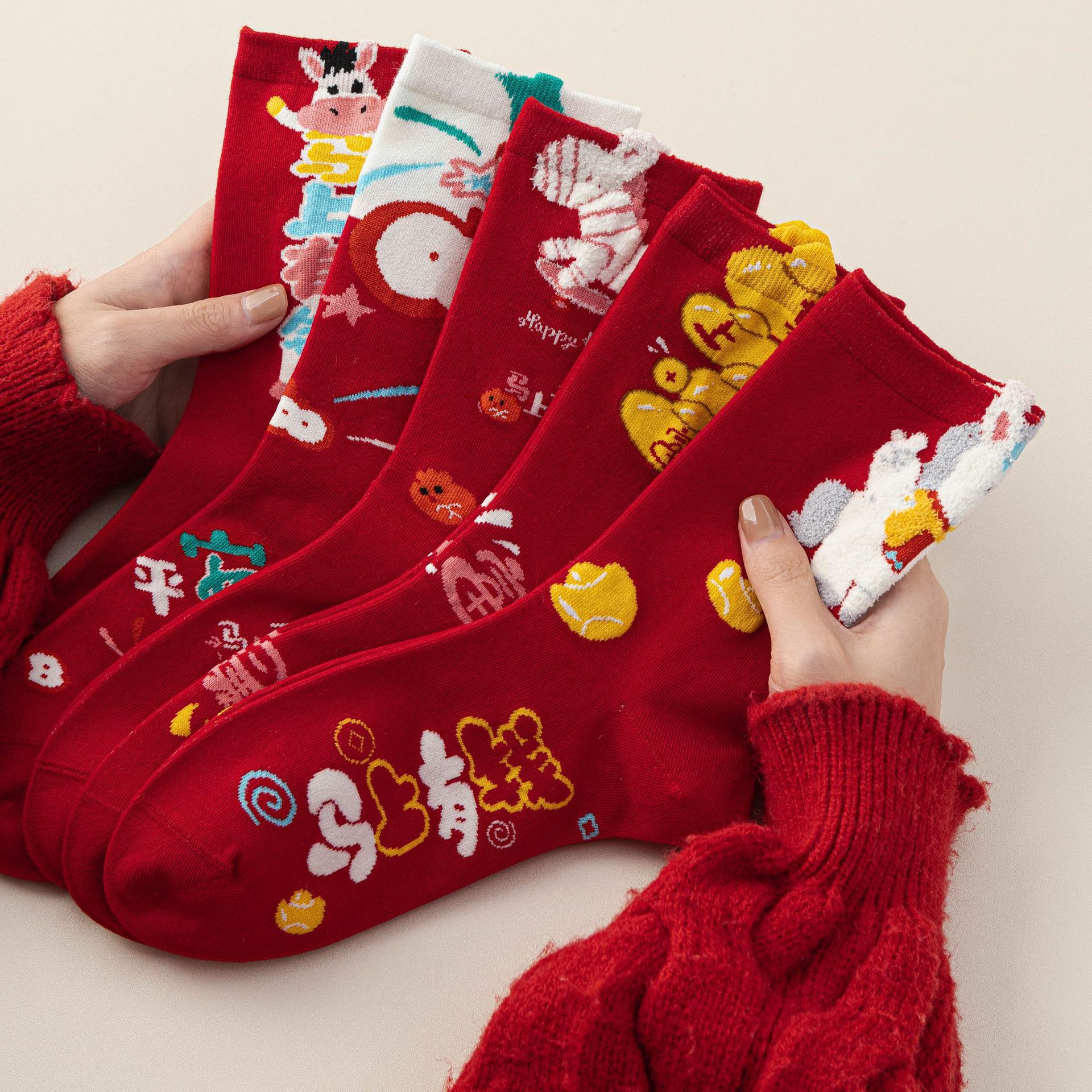 Year of the Horse Zodiac Year Red Socks Women's Autumn and Winter Mid-Calf Socks 2026 New Year Gifts for Wedding Couples Red Horse Long Socks