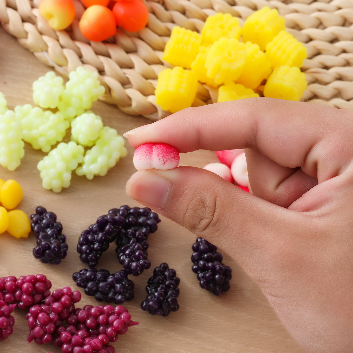 Tpr Mini Peach Q-Bomb Peach Yellow Peach Nectarine Red Peach Grape Corn Segments Corn Kernels Stress Relief Toy