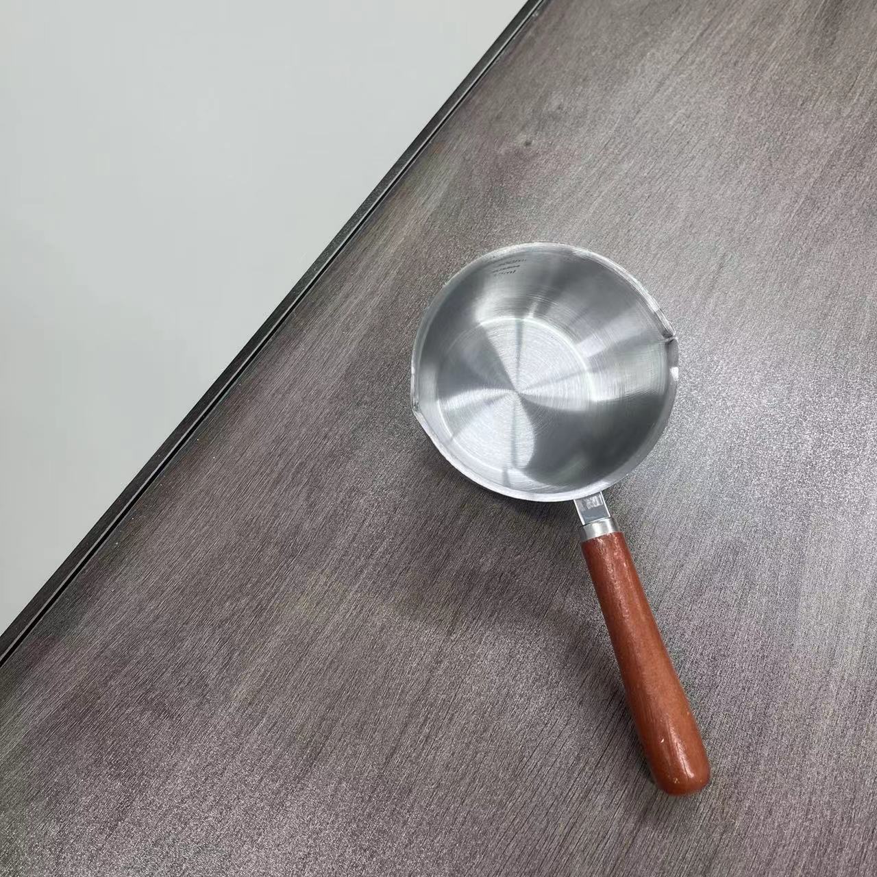 Кухонный нержавеющий стальной масляный горшок с деревянной ручкой Специальный маленький горшок для горячего масла Многофункциональный инструмент для сжигания масла Домашний мини-горшок для сжигания масла