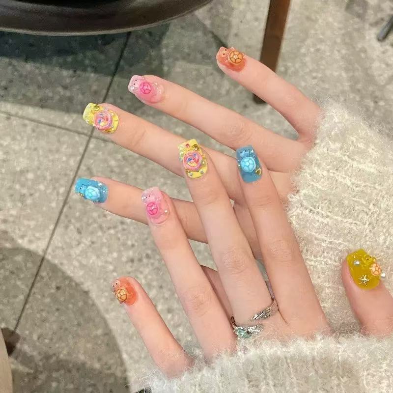 Trendy Cartoon Glow-In-The-Dark Turtle Nail Art Decorations Resin Rhinestone Nail Accessories DIY Materials Small Accessories