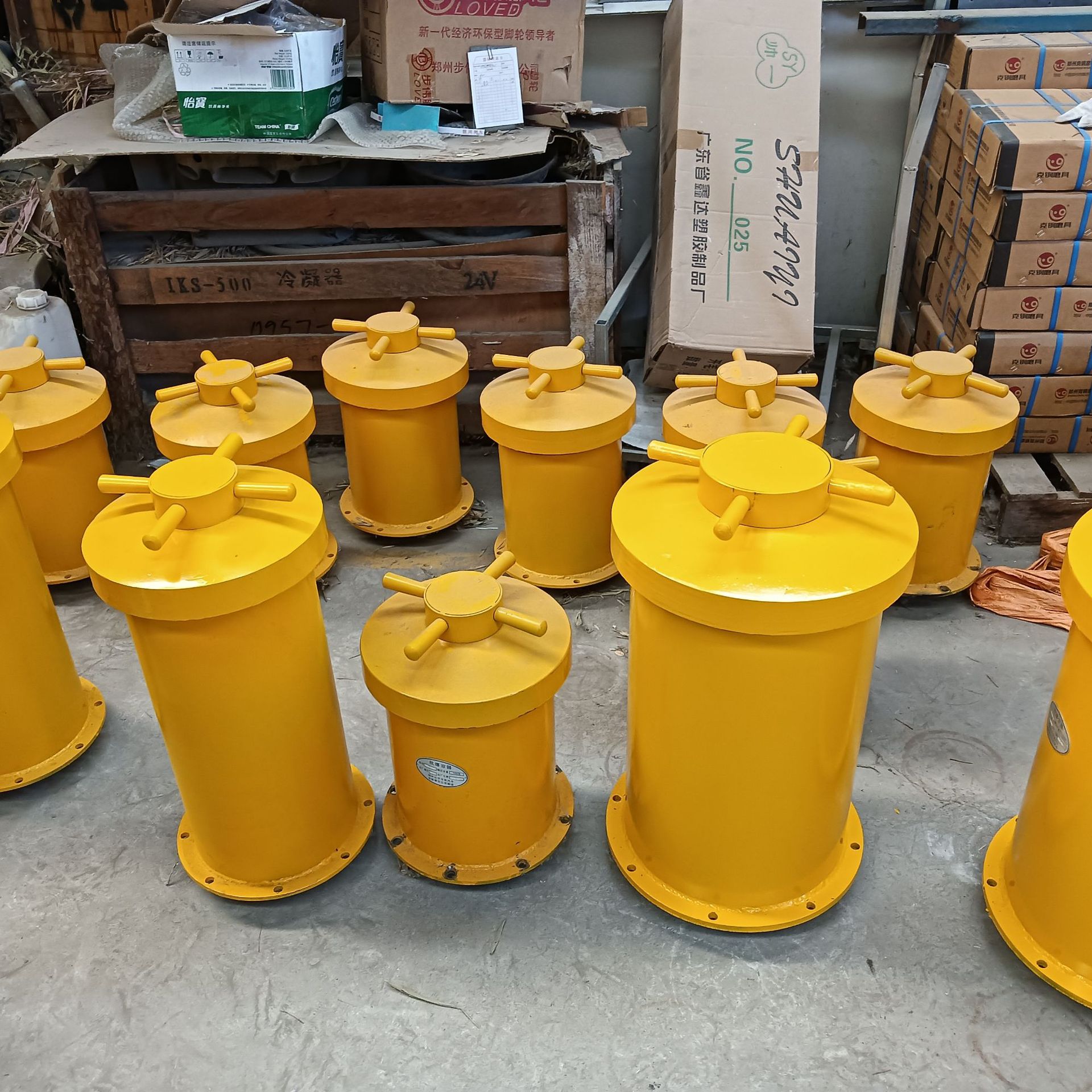 Anti-explosion container vehicle-mounted anti-explosion tank KBQ100-D detonator storage tank civil explosion transport vehicle detonator explosion-proof barrel