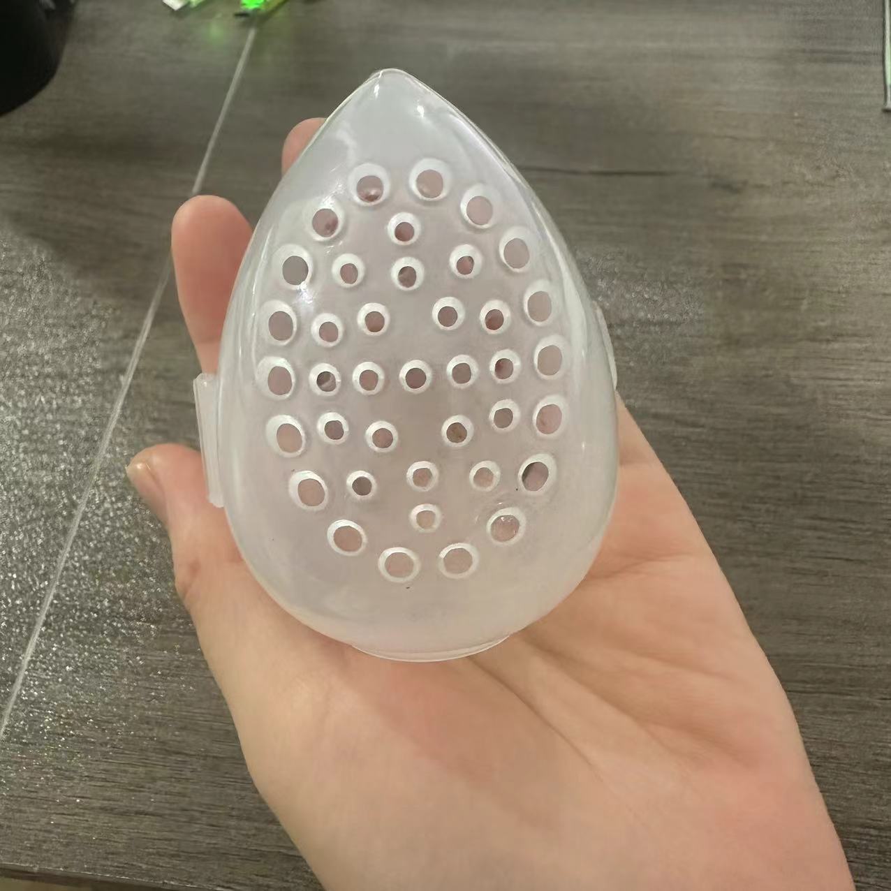 Breathable Hole Beauty Egg Storage Box for Travel, Portable Mildew-proof and Moisture-proof Makeup Puff, Transparent Storage Shell