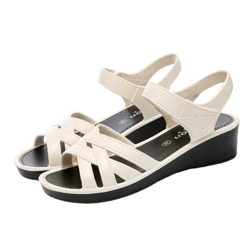 Mother's Sandals Women's Summer Mid-Heel Soft-soled Leather Sandals Middle-aged and Elderly Women's Wedge Shoes Plastic Ethnic Style