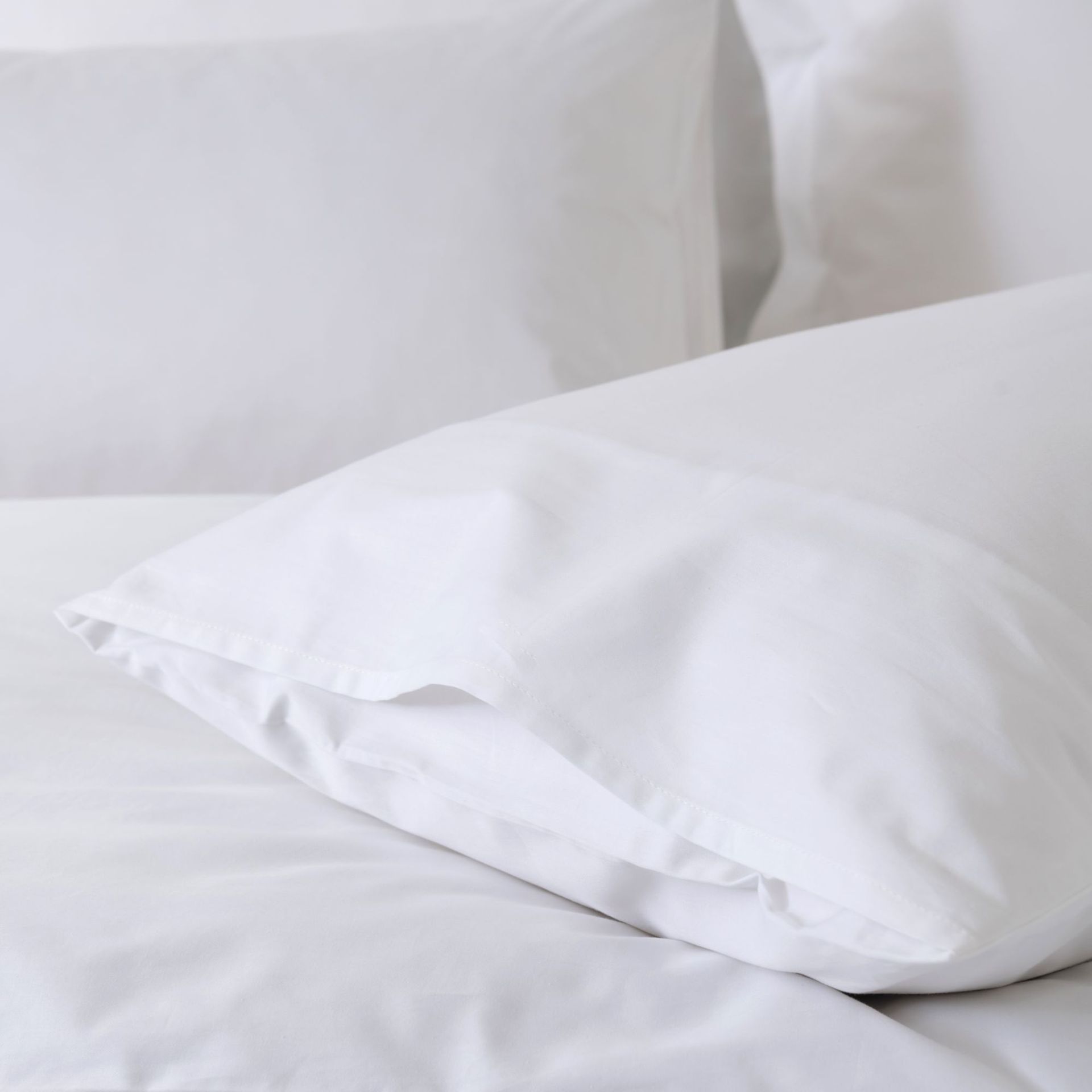 Hotel linen four-piece set 80 cotton satin kit white bed sheets five-star hotel bed linen