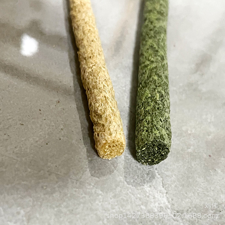 Pet Twist Grass Stick Rabbit Molar Totoro Alfalfa Grass Oat Grass Beet Flavor Dutch Pig Herbage Stick Snack