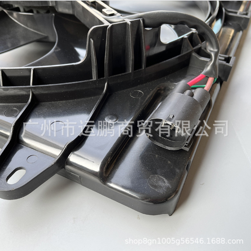 Suitable for Jeep 12-17 Wrangler 3.0/3.6L Cooling Fan Assembly 68143894Ab