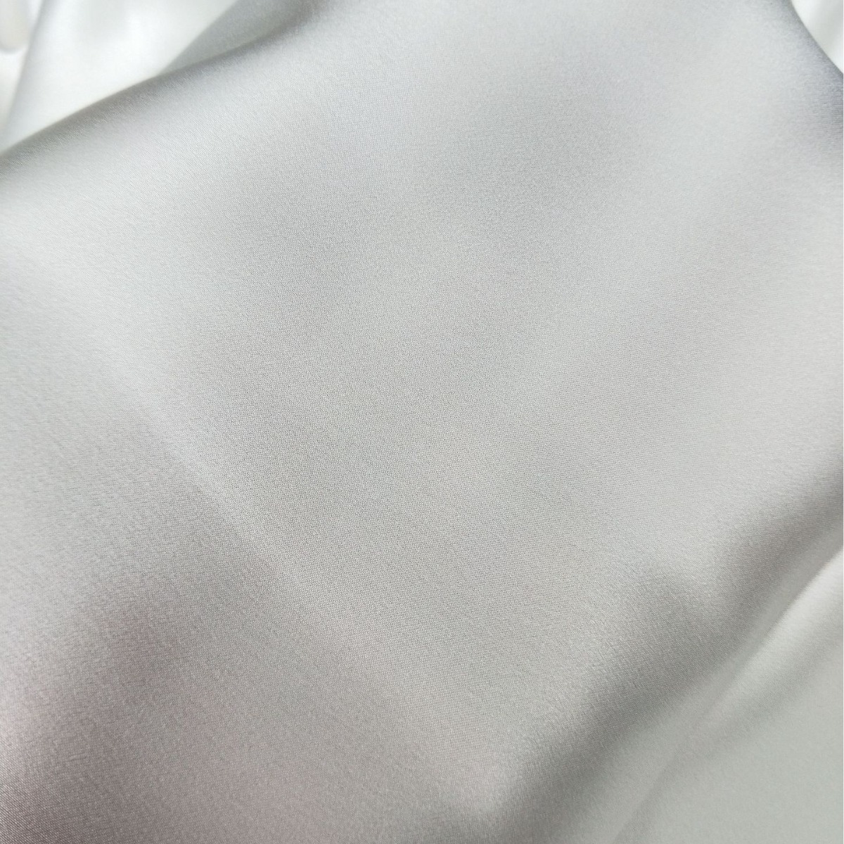 in stock Silk Crepe Satin 19 Mm Silk Mulberry Silk Satin Glossy Cloth Pajamas Pillowcase Shirt Garment Fabric