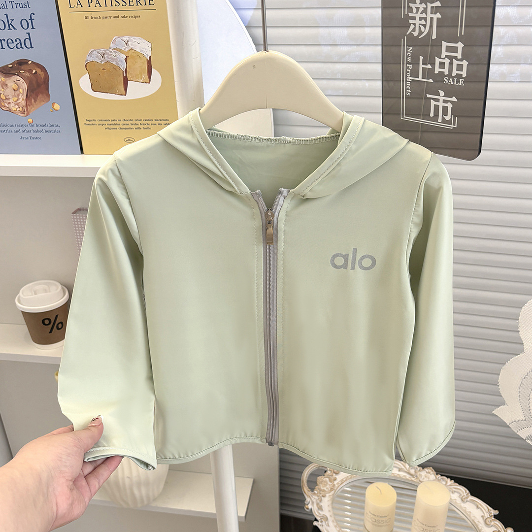 Children's Sunscreen Clothing Ice Silk 2023 New Style Girls' Clothes Summer Lightweight Cartoon Jacket for Boys and Girls