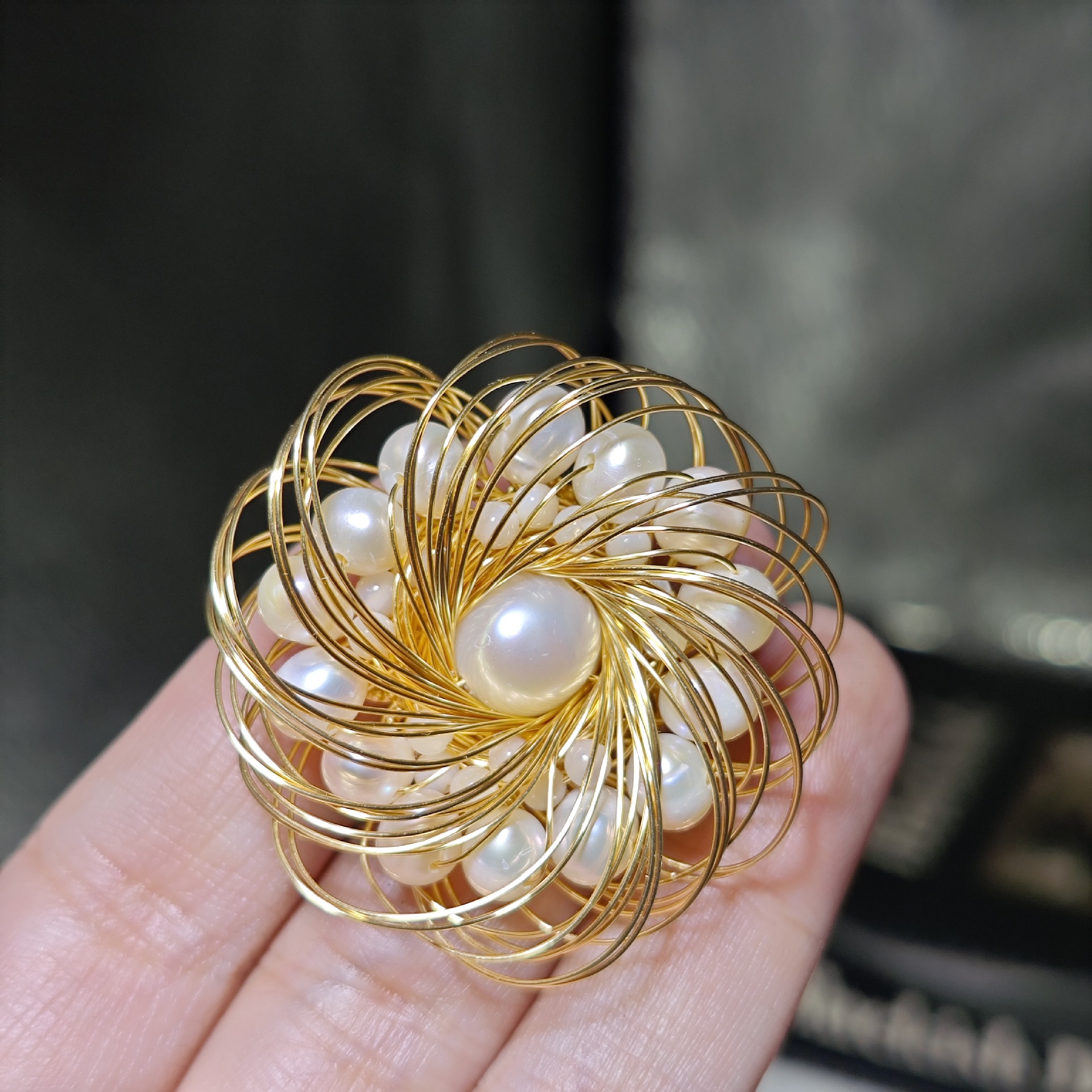 Dan Peach Jewelry Natural Freshwater Pearl Special-Shaped Pearl Brooch Special-Shaped Pearl Corsage Pearl Collar Flower Cuff