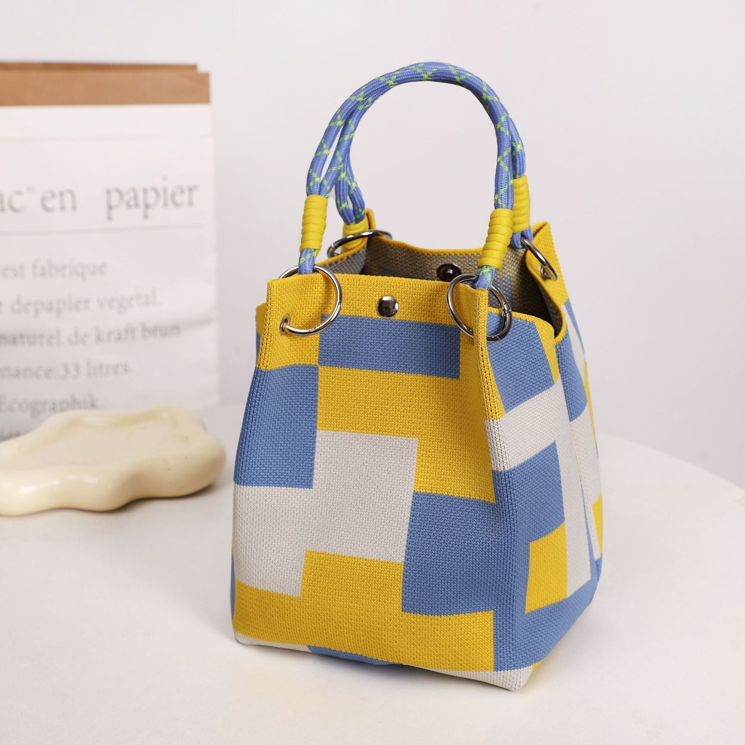 Сумка большого объема маленькая женская вязаная сумка-сэтчел жилетная сумка косметичка стиль K-Style сумка на руку