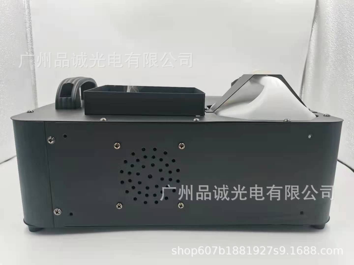 LED24 smoke spraying machine