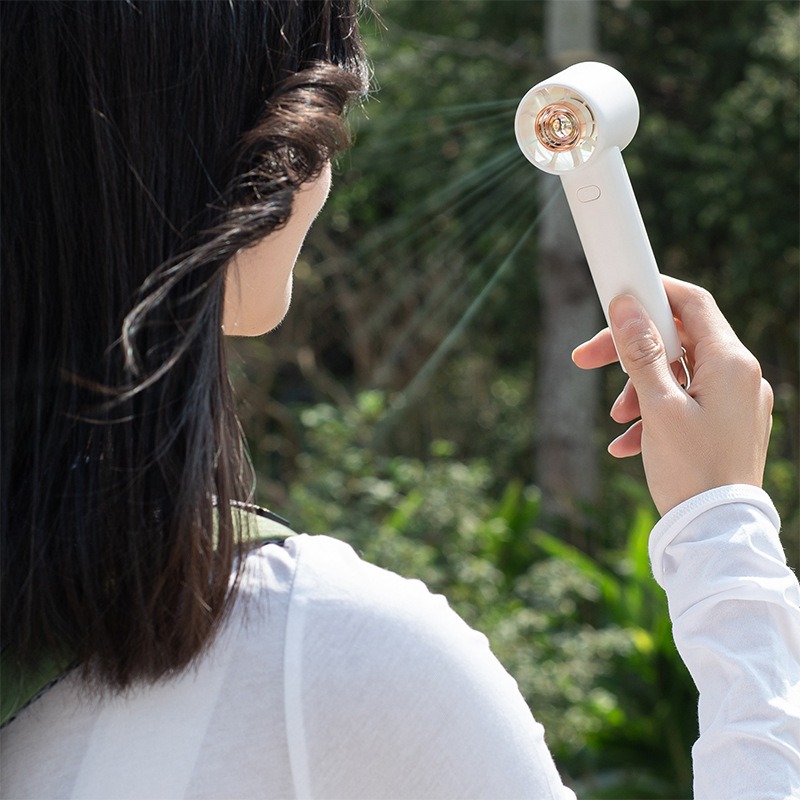 Summer new handheld turbo fan mini small usb portable carabiner outdoor brushless fan wholesale