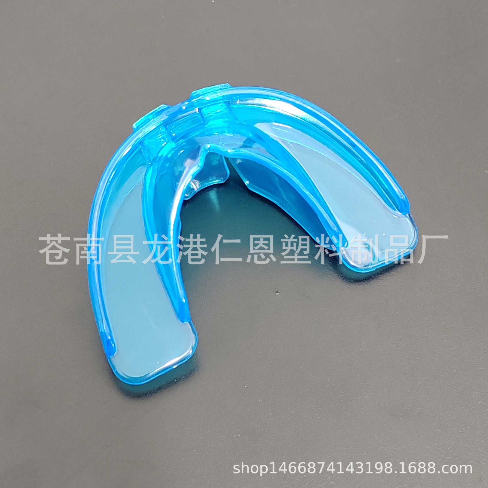 Orthodontic Locator Transparent Bracket Correcting Teeth Anti-Molar Anti-Snoring Apparatus Sports Bracket